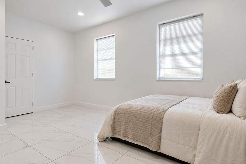 3 bedroom SingleFamilyResidence at 1946 NW 152nd Terrace, 1st Addn To Magnolia Sub, Miami Gardens — photo 3