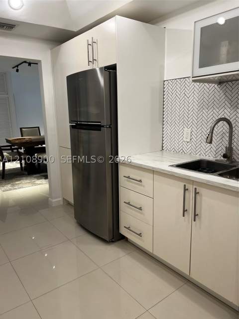 10185 Collins Ave 515, Bal Harbour FL - photo 12 of 15