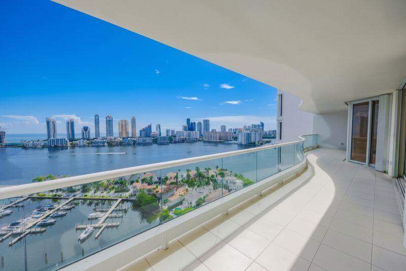 2 bedroom Condominium at 7000 Island Boulevard 2905, 7000 Isl Blvd Williams Isl, Aventura — photo 2