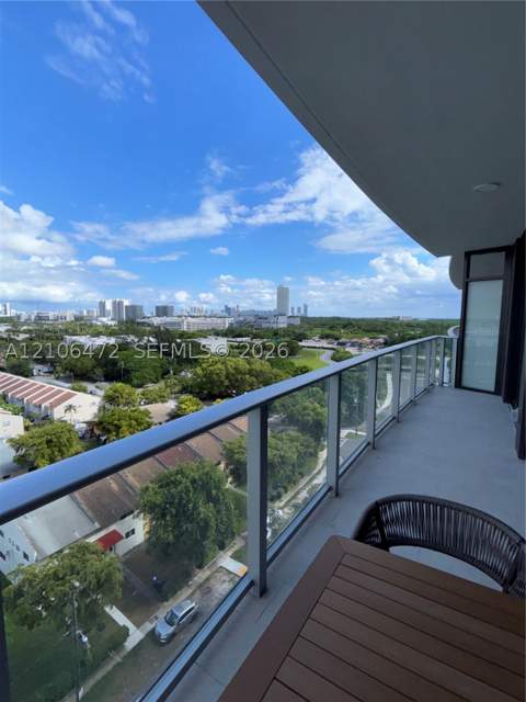 13899 Biscayne Blvd 907, Miami FL - photo 6 of 9