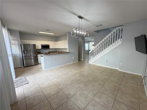 12989 SW 135th Ter, Miami FL - photo 11 of 36