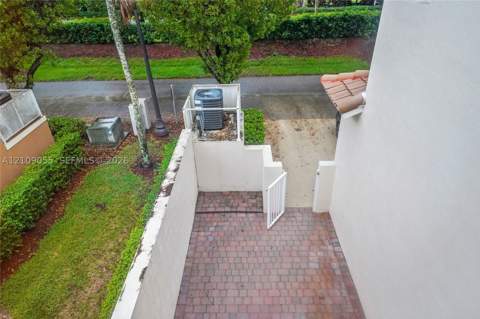 2376 SE 17th Ter 2376, Homestead FL - photo 23 of 33