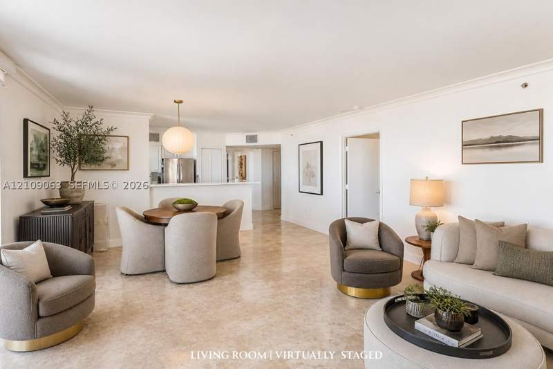 2 bedroom Condominium at 90 Alton Rd 811, Yacht Club At Portofino C, Miami Beach — photo 4