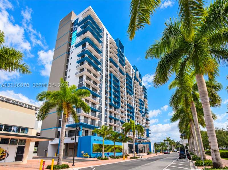 2 bedroom Condominium at 5350 NW 84th Ave 405, 5350 Park Condo, Doral — photo 2