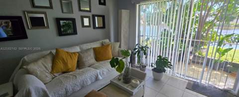 2800 NE 203rd St 8, Aventura FL - photo 11 of 21