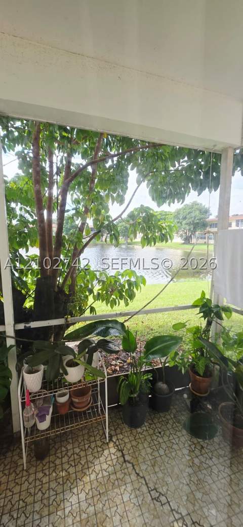 2800 NE 203rd St 8, Aventura FL - photo 8 of 21