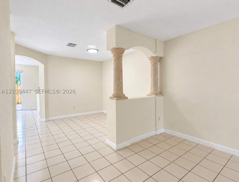4 bedroom Townhouse at 894 SW 149th Ct, Grand Lakes Phase I, Miami — photo 5