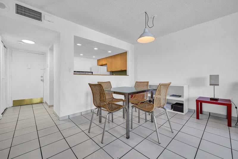 1 bedroom Condominium at 345 Ocean Drive 301, Ocean Point Condo, Miami Beach — photo 4
