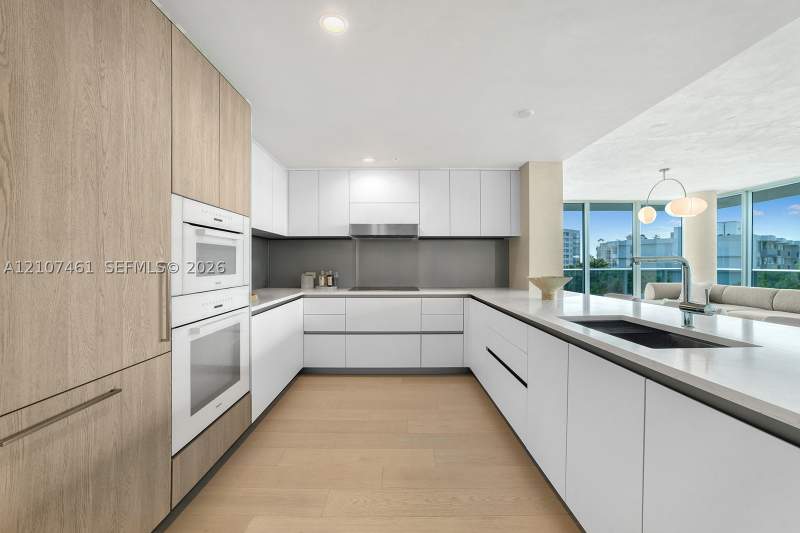 3 bedroom Condominium at 9221 E Bay Harbor Dr 602, La Baia, Bal Harbour — photo 4