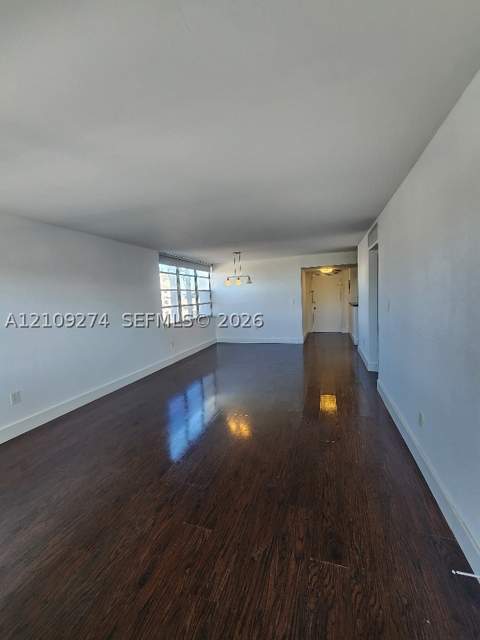 2016 Bay Dr 304, Miami Beach FL - photo 10 of 32