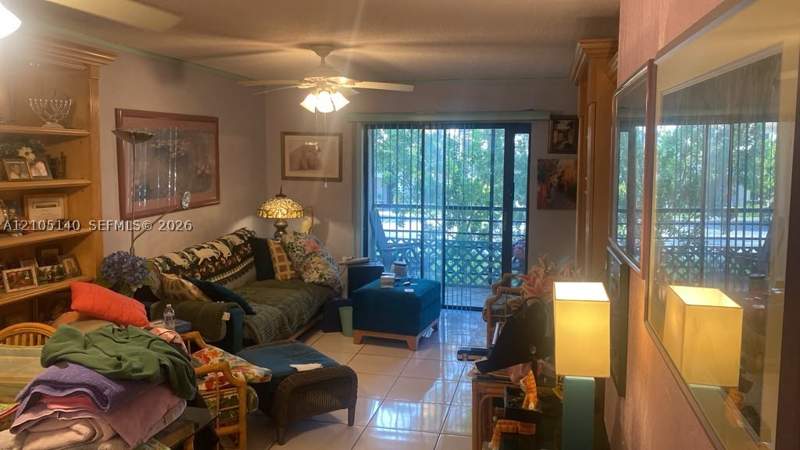 2 bedroom Condominium at 851 NE 209th Ter 204-23, Monterey Condo Four, Miami — photo 3
