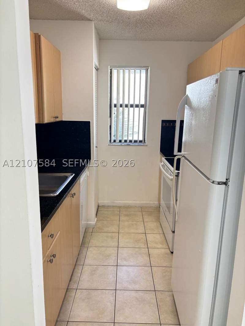 1 bedroom Condominium at 7220 NW 179th St 201, Villa Bellini Condo, Hialeah — photo 5