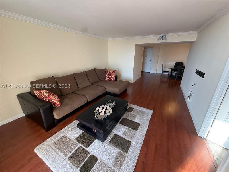 1 bedroom Condominium at 2333 Brickell Ave 2614, Brickell Bay Club Condo, Miami — photo 2