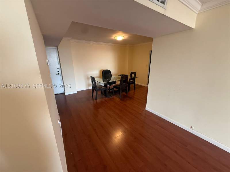 1 bedroom Condominium at 2333 Brickell Ave 2614, Brickell Bay Club Condo, Miami — photo 3