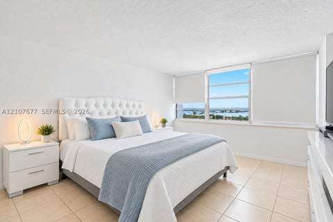 18031 Biscayne Blvd 1803, Aventura FL - photo 10 of 17