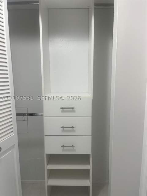 500 Bayview Dr 1520, Sunny Isles Beach FL - photo 12 of 32