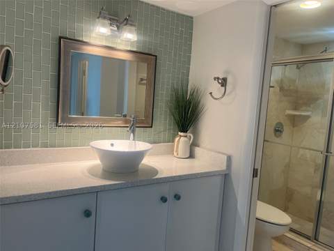 500 Bayview Dr 1520, Sunny Isles Beach FL - photo 16 of 32