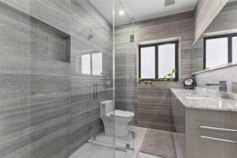 312 NE 90th St, El Portal FL - photo 14 of 33