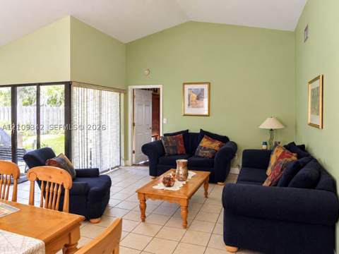15385 SW 57th Ter, Miami FL - photo 6 of 19