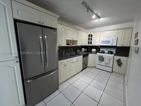 6801 Indian Creek Dr 509, Miami Beach FL - photo 8 of 18
