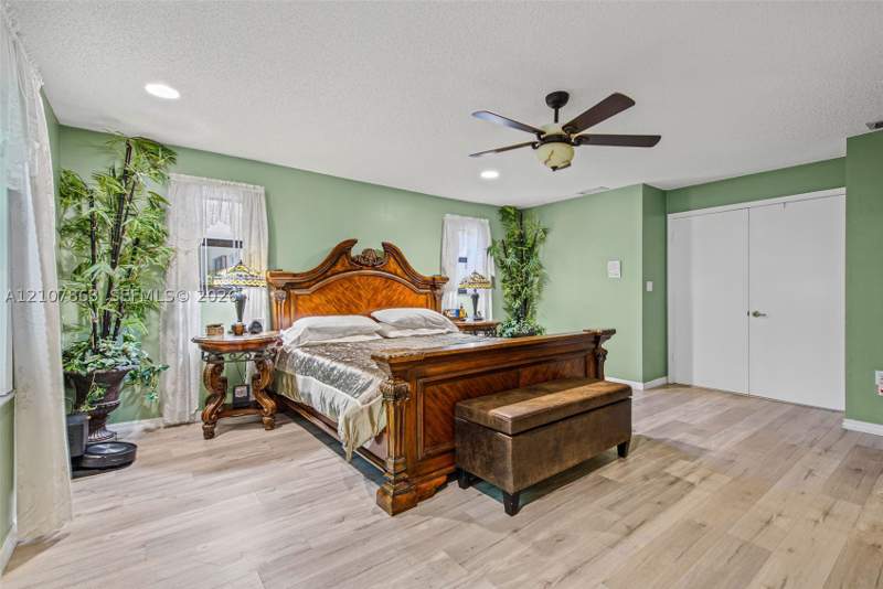 4 bedroom SingleFamilyResidence at 15695 SW 153rd Ave, Cassandra Estates, Miami — photo 5