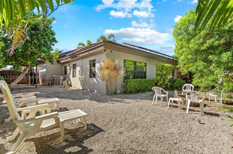 15695 SW 153rd Ave, Miami FL - photo 8 of 60