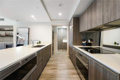 801 S Miami Ave 4410, Miami FL - photo 11 of 79