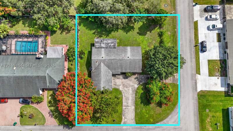 3 bedroom SingleFamilyResidence at 27541 SW 167th Ct, Melody Manor, Homestead — photo 4
