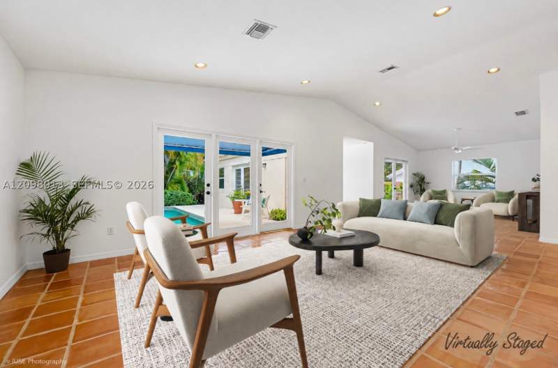 3 bedroom SingleFamilyResidence at 2860 SW 22nd Ave, Rhodes Amd New Bisc, Miami — photo 2