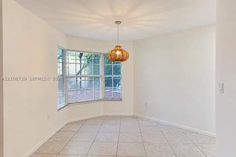 7246 SW 146th St Cir, Palmetto Bay FL - photo 17 of 47