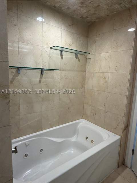 6365 Collins Ave 906, Miami Beach FL - photo 13 of 20