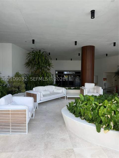 6365 Collins Ave 906, Miami Beach FL - photo 18 of 20