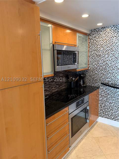 6365 Collins Ave 906, Miami Beach FL - photo 7 of 20