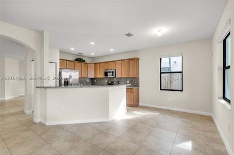 11460 NW 88th Ln, Doral FL - photo 12 of 49