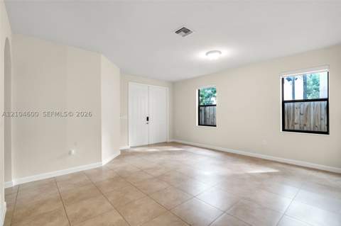 11460 NW 88th Ln, Doral FL - photo 6 of 49