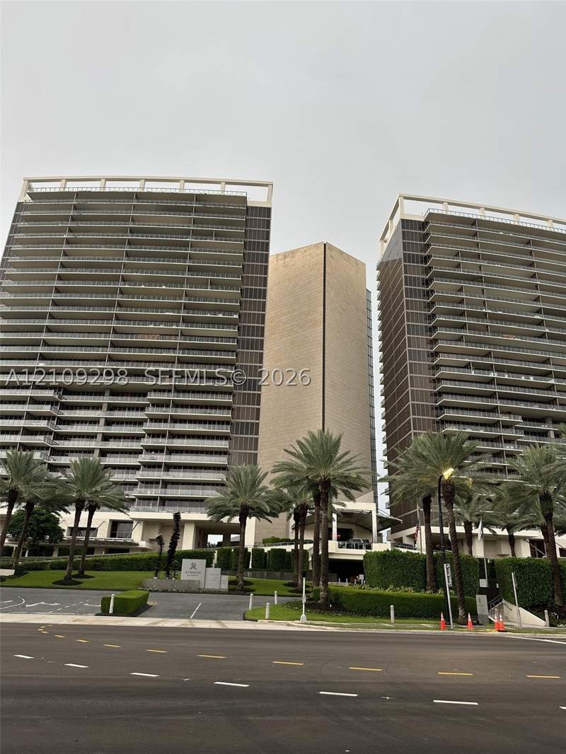 3 bedroom Condominium at 9703 Collins Ave 400, Bal Harbour Center Condo, Bal Harbour — photo 2