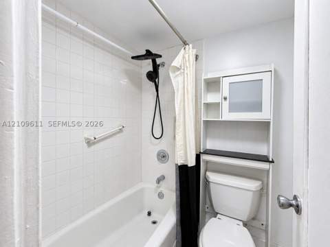 77 Crandon Blvd 3C, Key Biscayne FL - photo 12 of 24