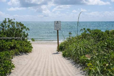 77 Crandon Blvd 3C, Key Biscayne FL - photo 24 of 24