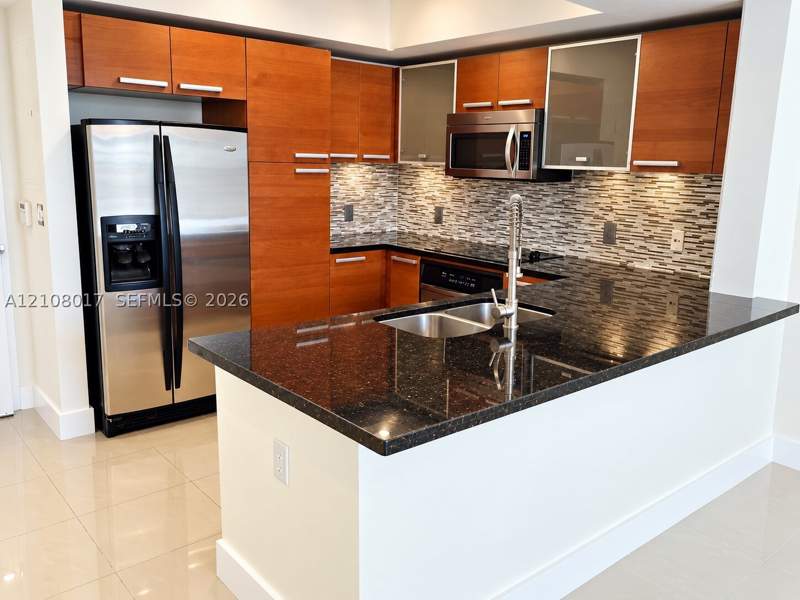 1 bedroom Condominium at 2030 S Douglas Rd 414, The Minorca Condo, Coral Gables — photo 3