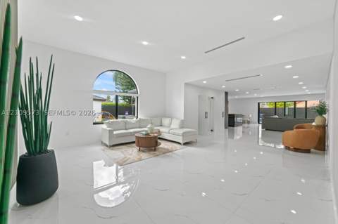 990 NW 131st Ave, Miami FL - photo 8 of 62
