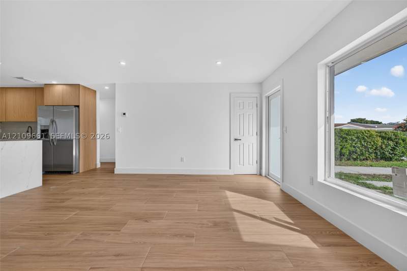2 bedroom Townhouse at 2058 SW 102nd Ct, Coral Haven Sec Two, Miami — photo 3