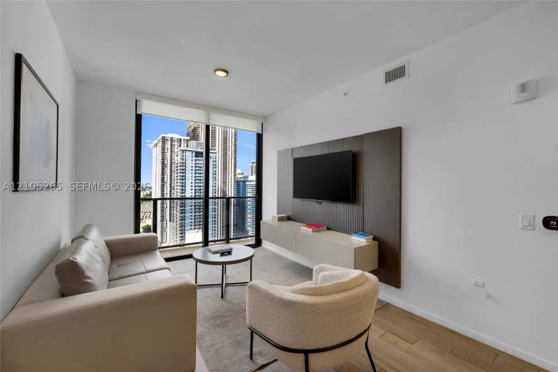 1 bedroom Condominium at 398 NE 5th St 2219, Map Of Miami Dade Co. FL., Miami — photo 5