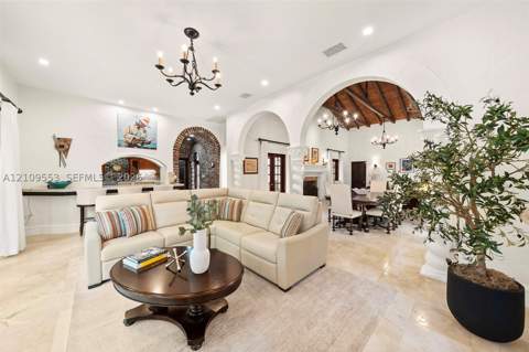3773 Matheson Ave, Miami FL - photo 10 of 69