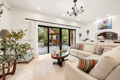 3773 Matheson Ave, Miami FL - photo 11 of 69