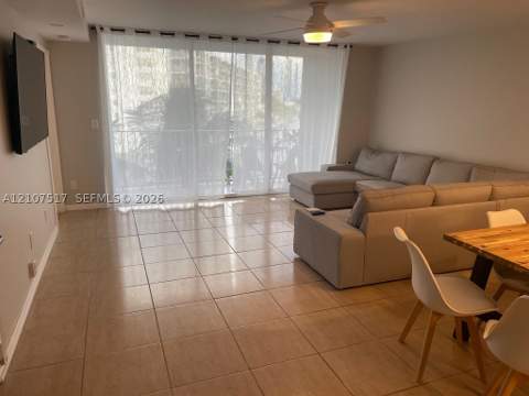 16531 NE 35th Ave 402-11, North Miami Beach FL - photo 11 of 32