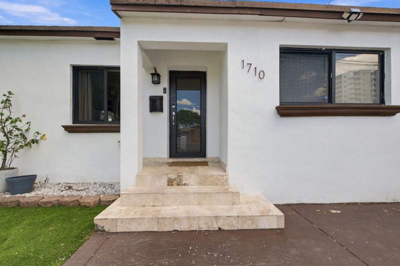 3 bedroom SingleFamilyResidence at 1710 NW 6th Street, Rogers Addn, Miami — photo 3