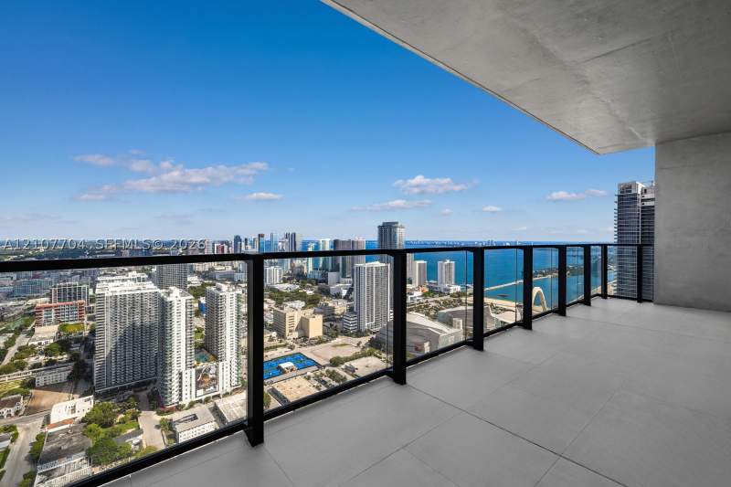 2 bedroom Condominium at 20 NE 11th 5201, E11Even Residences, Miami — photo 2