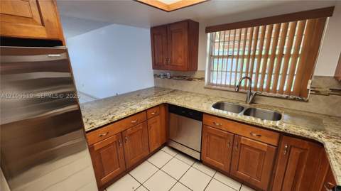 11081 NW 7th St 101-14, Miami FL - photo 6 of 83