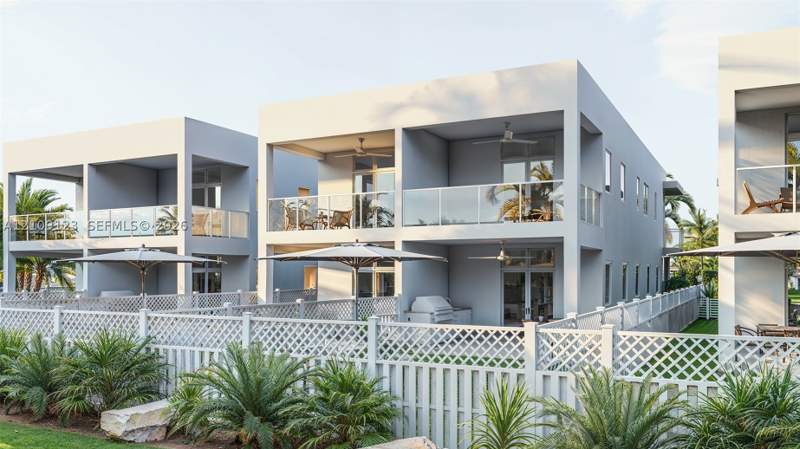 3 bedroom Townhouse at 3561 SW 14th St, Englewood, Miami — photo 4