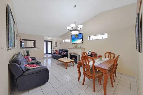 10241 NW 125th St, Hialeah Gardens FL - photo 6 of 43